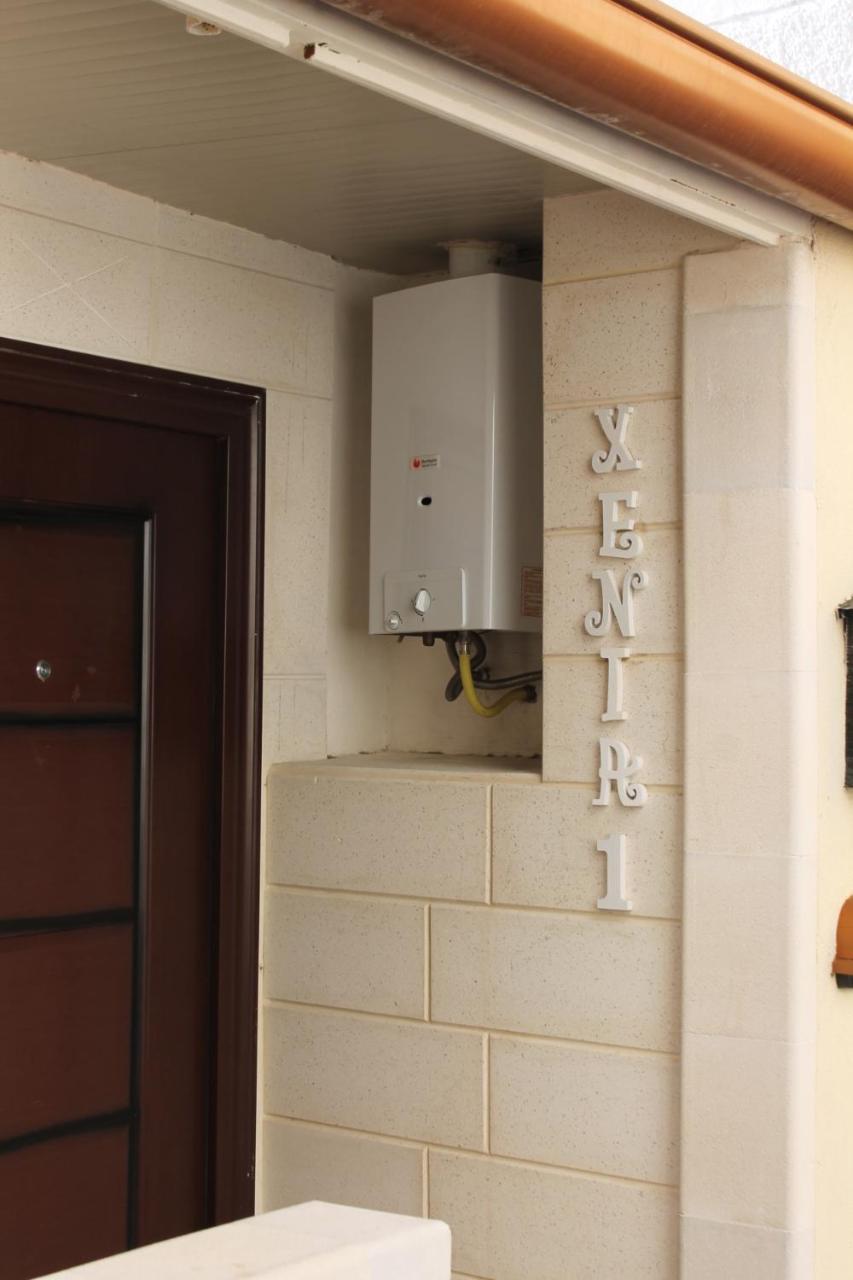Xenia renting Villa Massafra Bagian luar foto